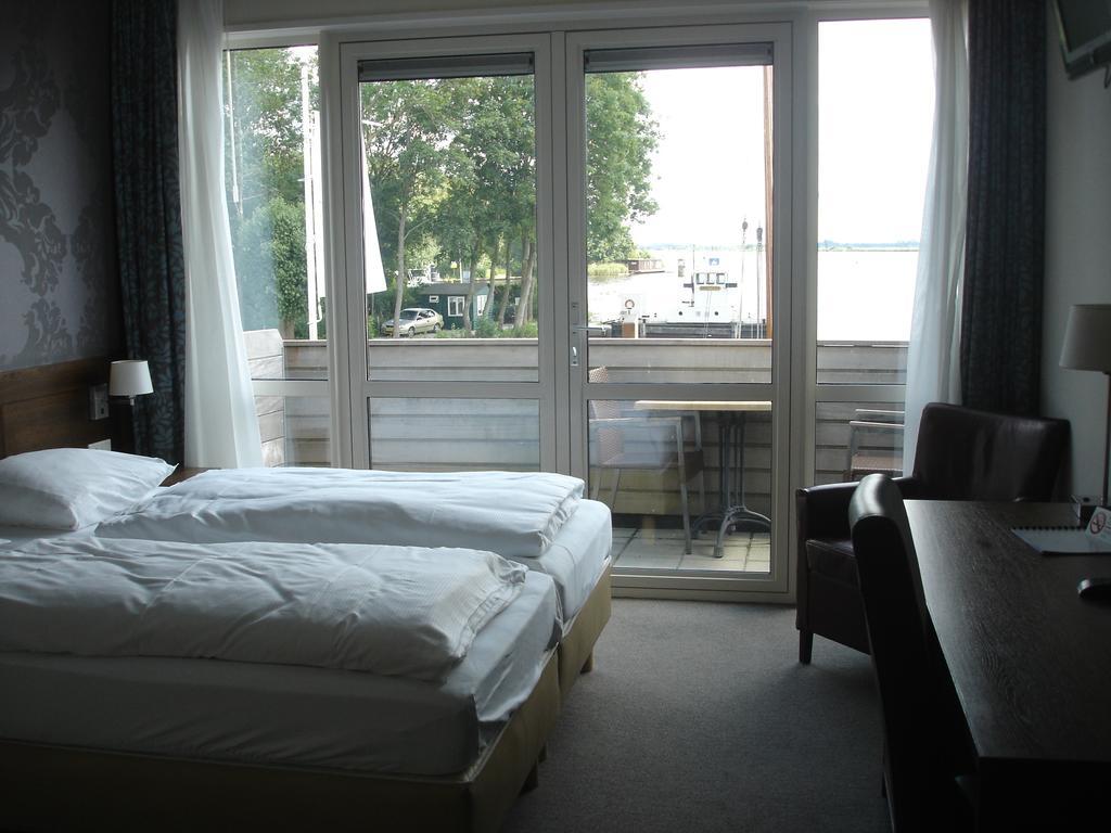 Hotel Restaurant Ie Sicht De Veenhoop Екстериор снимка